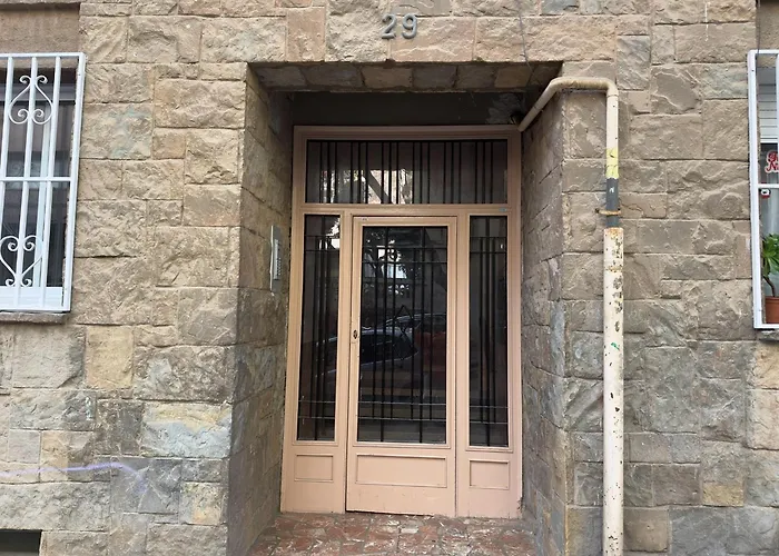 Comfortable Apartment Close To Bunkers Del Carmel!