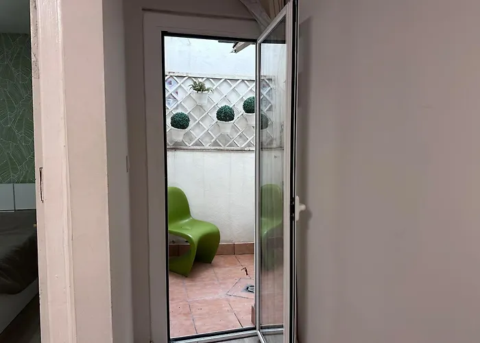 Comfortable Apartment Close To Bunkers Del Carmel!